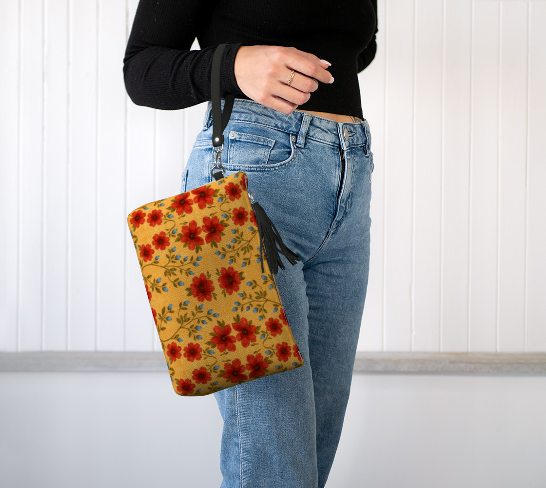 GOLDEN MEADOW CLUTCH