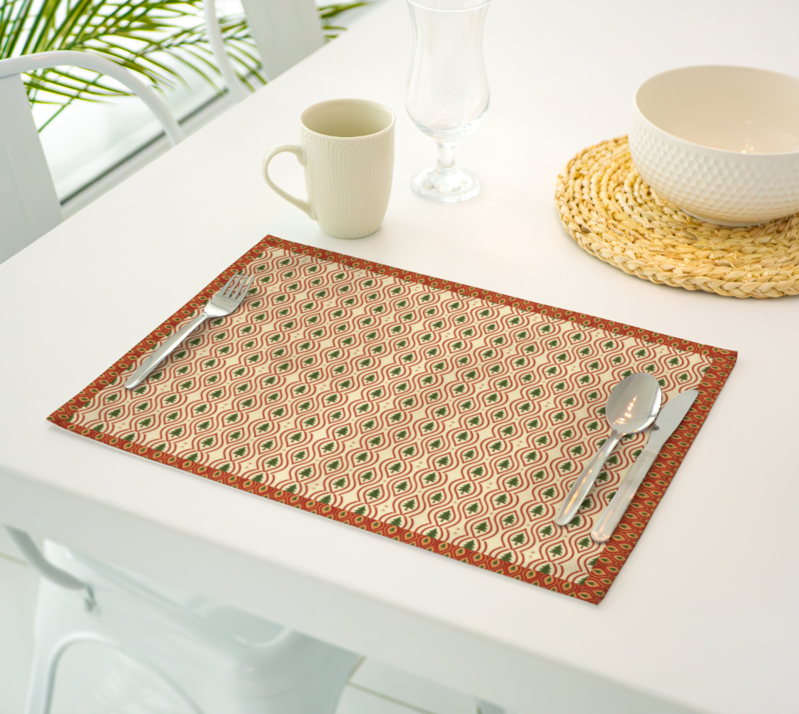 Evergreen Glow banded placemat