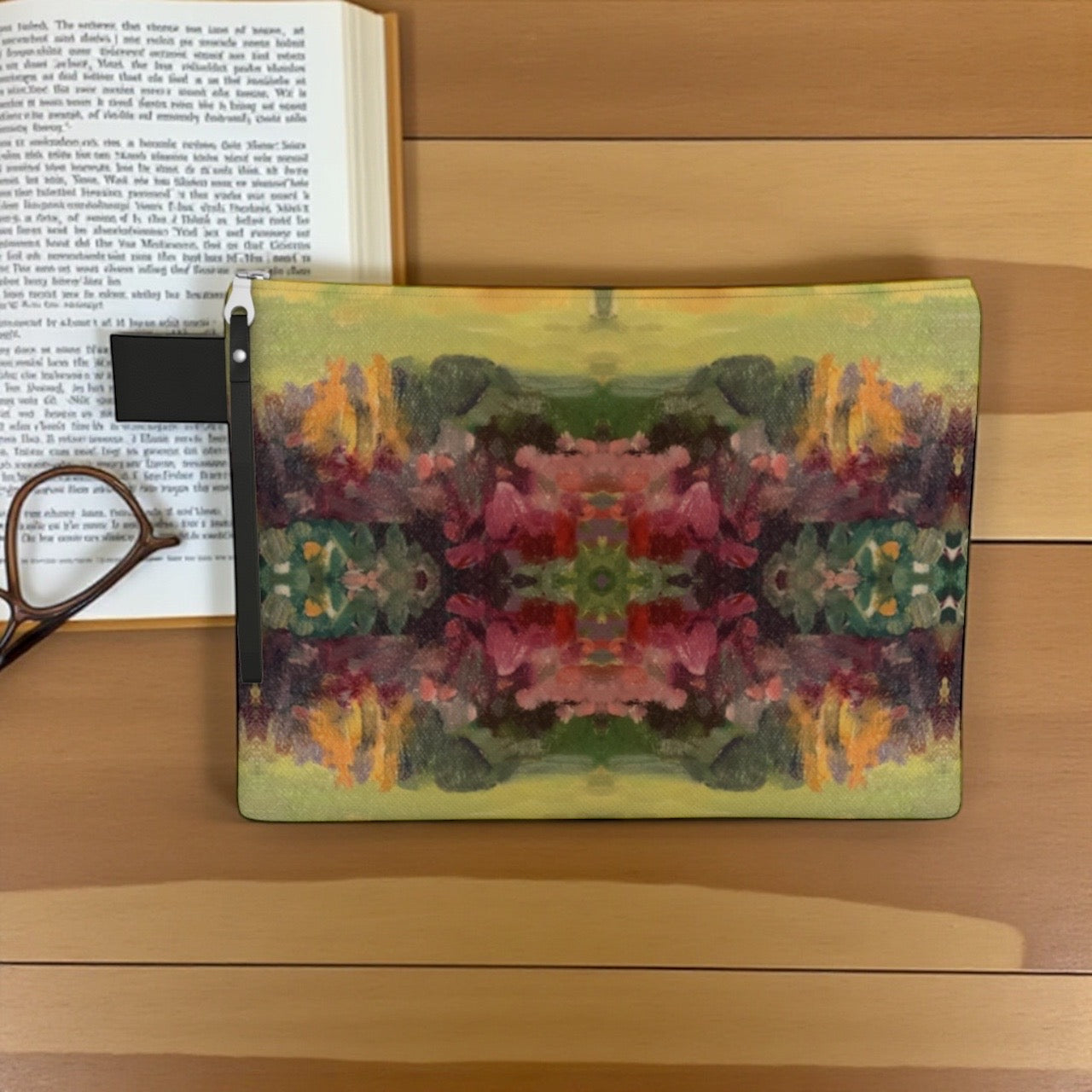 Giverny Gardens Canvas Zipper Carry-all Bag