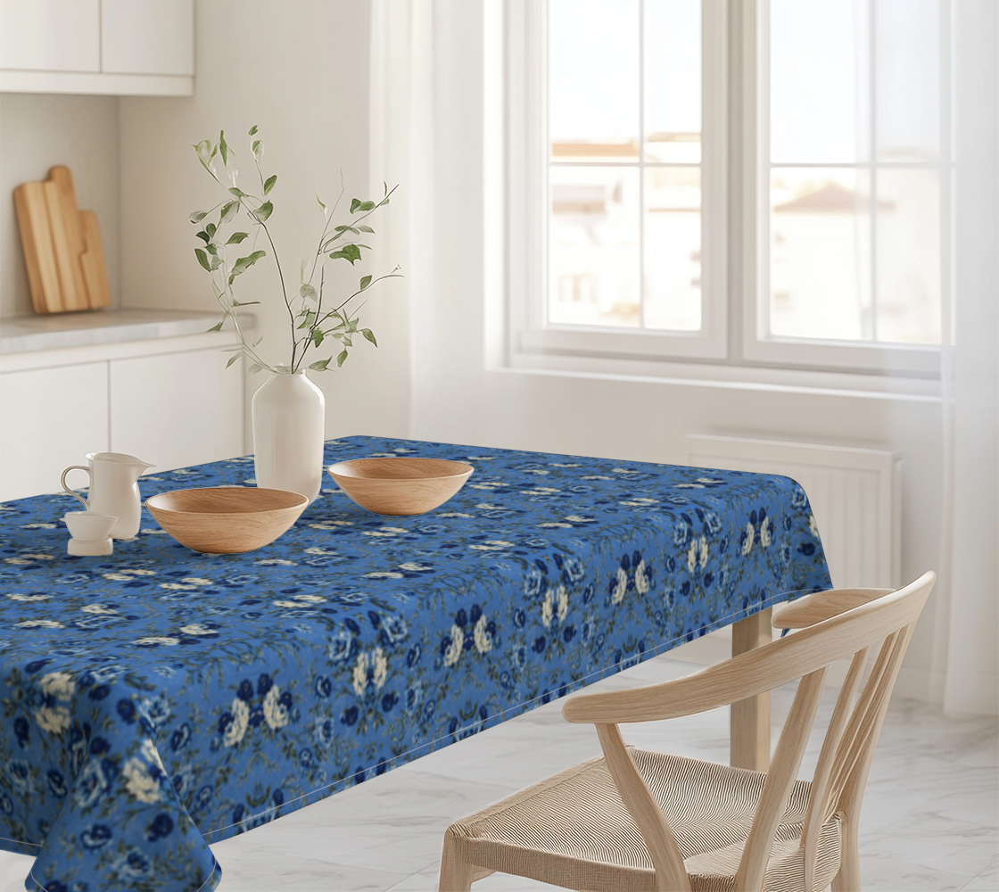 Blue Manor Bloom 60 x 90 Tablcloth
